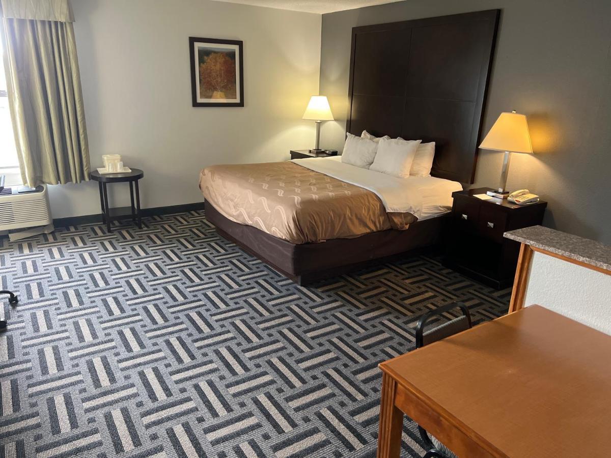 Quality Inn & Suites Rosemount Exteriör bild